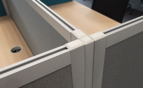 Dodatkowy profil łączący trzy ścianki