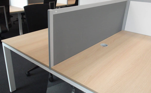 Ścianka międzybiurkowa MA-PT-120/52, kolor Opal L-03